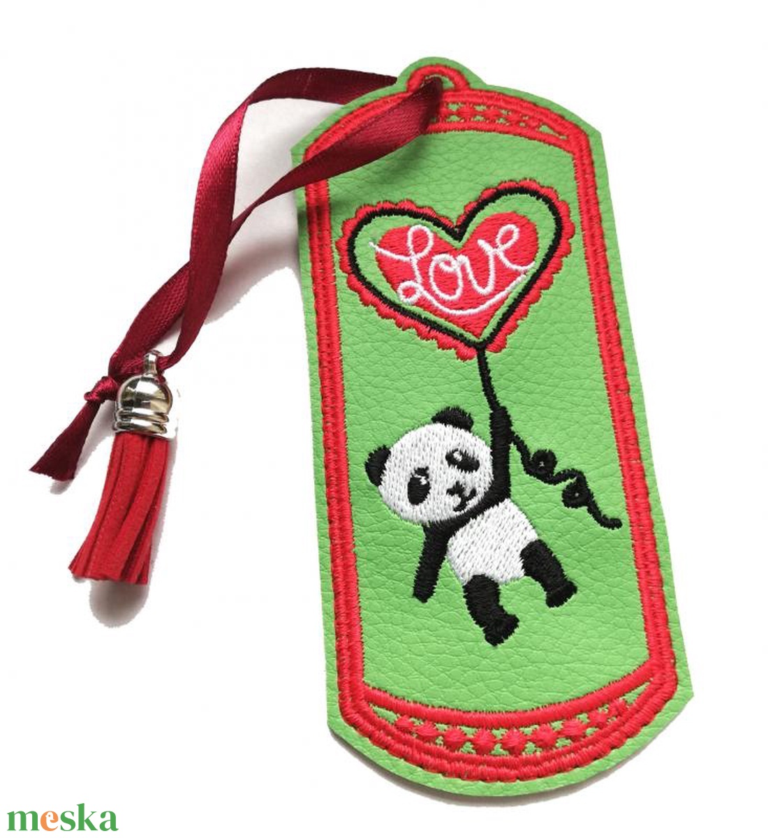 Panda maci Love lufival hímzett könyvjelző bojttal - könyv & zene - könyvjelző - Meska.hu