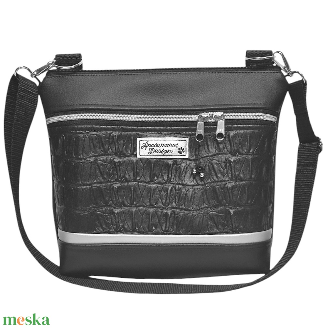 Bella crossbody oldaltáska 28x24cm - Elegáns fekete 3Dfekete ezüst cipzárral - táska & tok - kézitáska & válltáska - vállon átvethető táska - Meska.hu Bella crossbody oldaltáska 28x24cm - Elegáns fekete 3Dfekete ezüst cipzárral - táska & tok - kézitáska & válltáska - vállon átvethető táska - Meska.hu