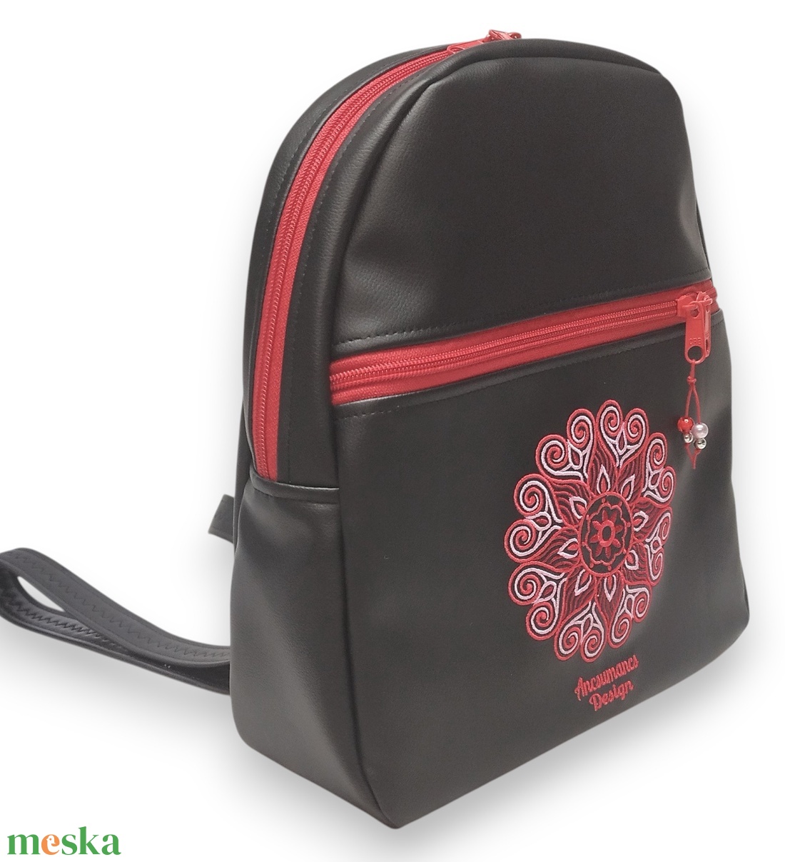 Back Pack M hátizsák - Hímzett mandalás, fekete-piros, textilbőr pántokkal (mandala002) 33x27x10 - táska & tok - hátizsák - hátizsák - Meska.hu Back Pack M hátizsák - Hímzett mandalás, fekete-piros, textilbőr pántokkal (mandala002) 33x27x10 - táska & tok - hátizsák - hátizsák - Meska.hu