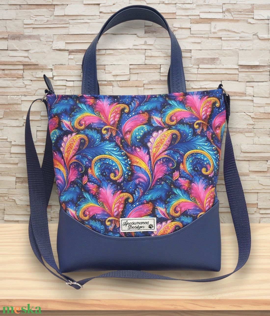 Melanie pakolós válltáska oldaltáska kézifüllel és heveder vállpánttal Karnevál - táska & tok - kézitáska & válltáska - vállon átvethető táska - Meska.hu Melanie pakolós válltáska oldaltáska kézifüllel és heveder vállpánttal Karnevál - táska & tok - kézitáska & válltáska - vállon átvethető táska - Meska.hu