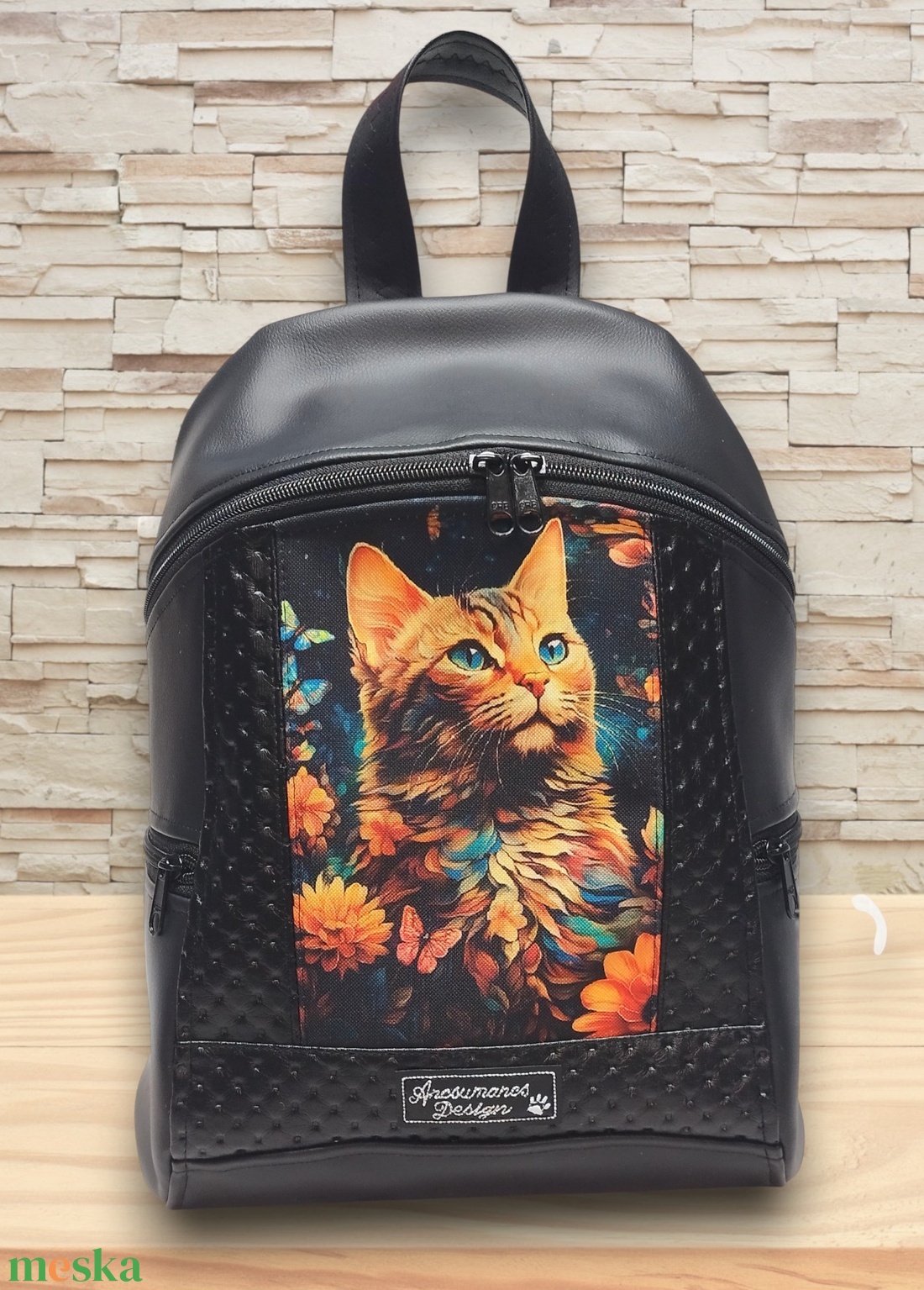 MAXIM BackPack L hátizsák textilbőr pántokkal cicás panellel 36x30x16 - táska & tok - hátizsák - hátizsák - Meska.hu
