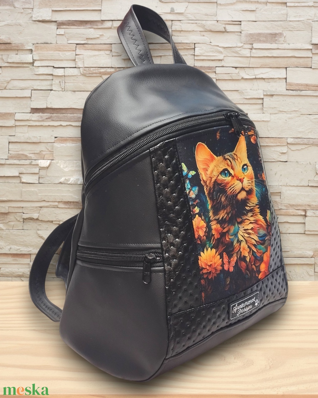 MAXIM BackPack L hátizsák textilbőr pántokkal cicás panellel 36x30x16 - táska & tok - hátizsák - hátizsák - Meska.hu