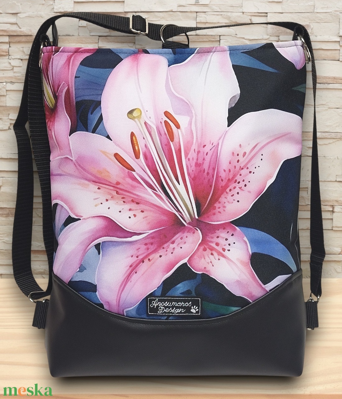 Óriás liliom - Mosolyvonalas hátulzsebes 3in1 textilbőr hátizsák univerzális táska - táska & tok - hátizsák - hátizsák - Meska.hu Óriás liliom - Mosolyvonalas hátulzsebes 3in1 textilbőr hátizsák univerzális táska - táska & tok - hátizsák - hátizsák - Meska.hu