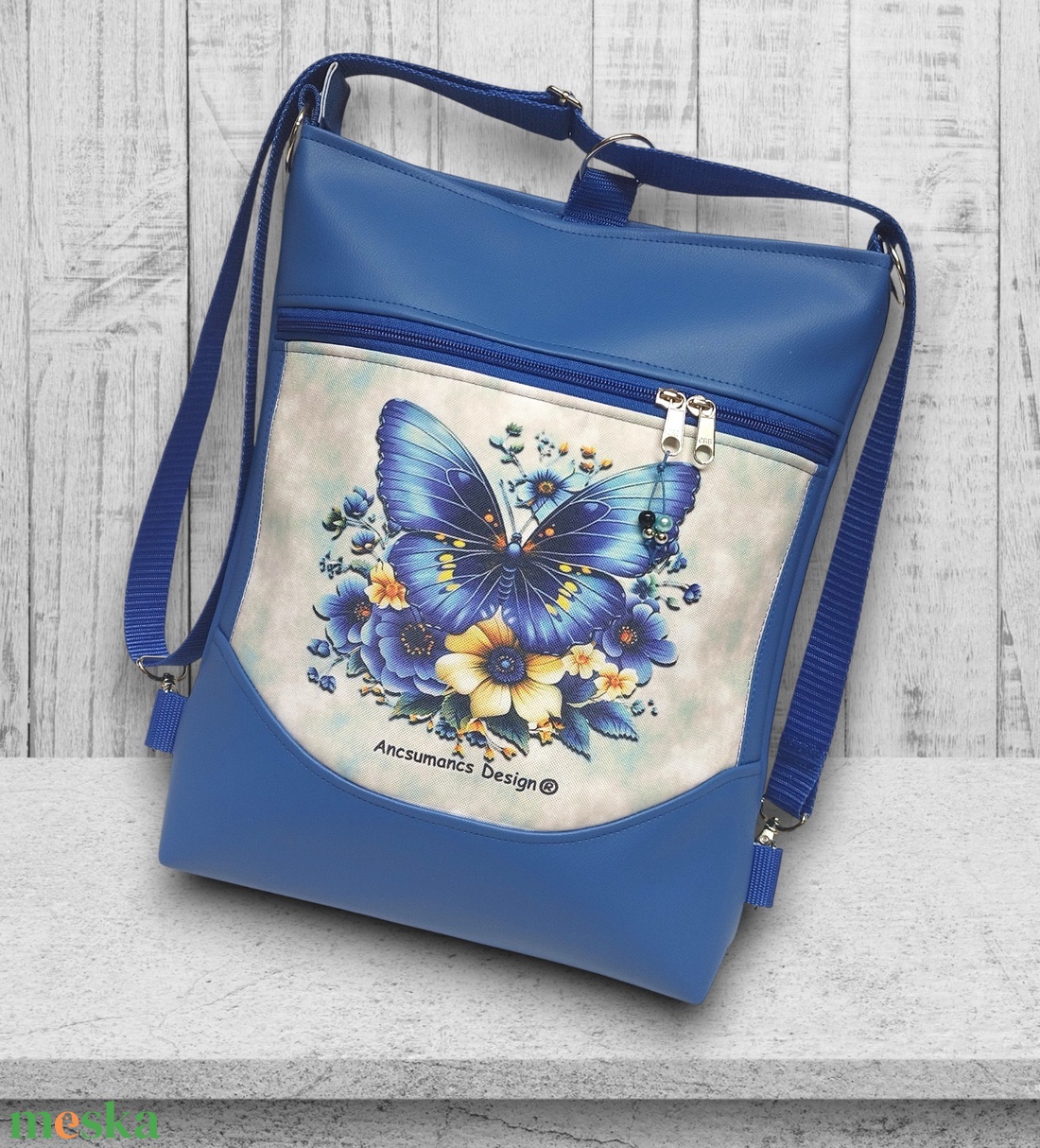 Varázslatos pillangó kék alapon 3in1 mosolyvonalas textilbőr hátizsák oldaltáska - táska & tok - variálható táska - Meska.hu