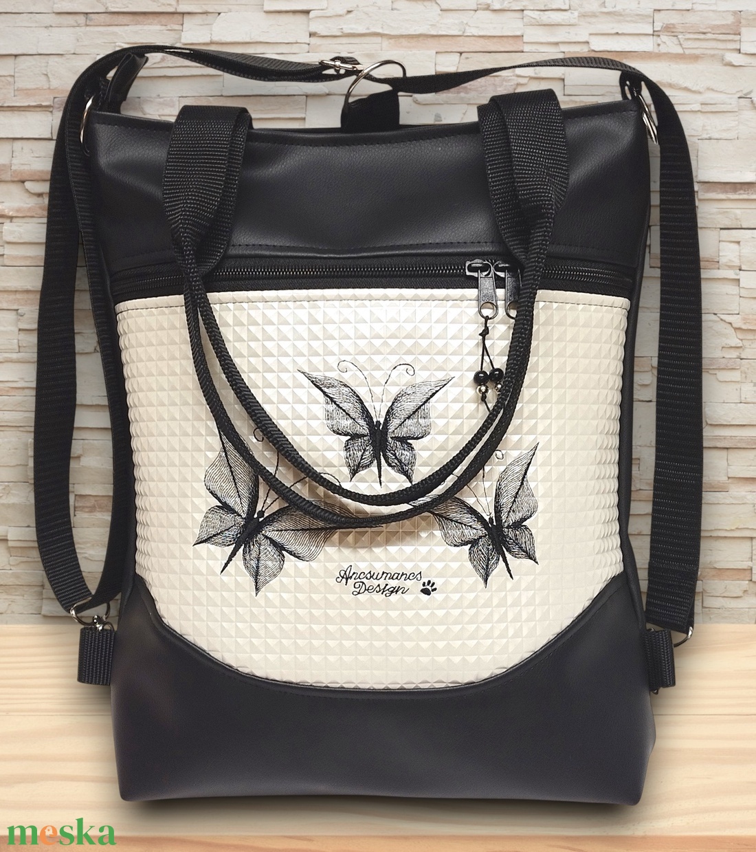 4in1 mosolyvonalas hátizsák univerzális táska hímzett pillangók fekete-piramispezsgő - táska & tok - variálható táska - Meska.hu