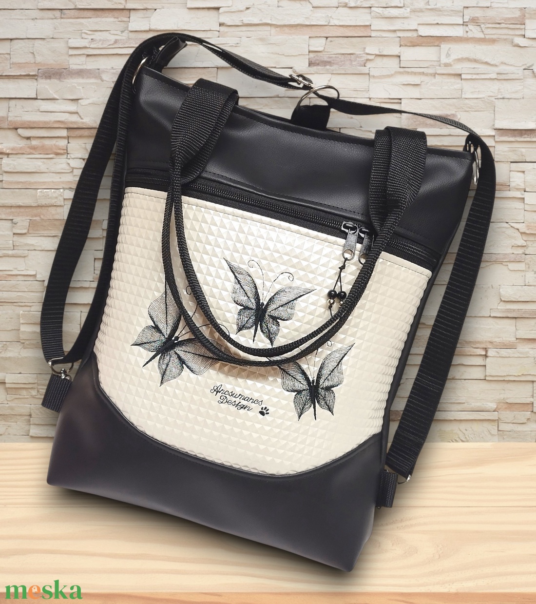 4in1 mosolyvonalas hátizsák univerzális táska hímzett pillangók fekete-piramispezsgő - táska & tok - variálható táska - Meska.hu
