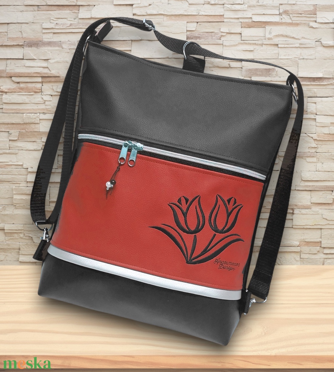 Hímzett tulipános 3in1 hátizsák univerzális táska fekete-piros - táska & tok - variálható táska - Meska.hu