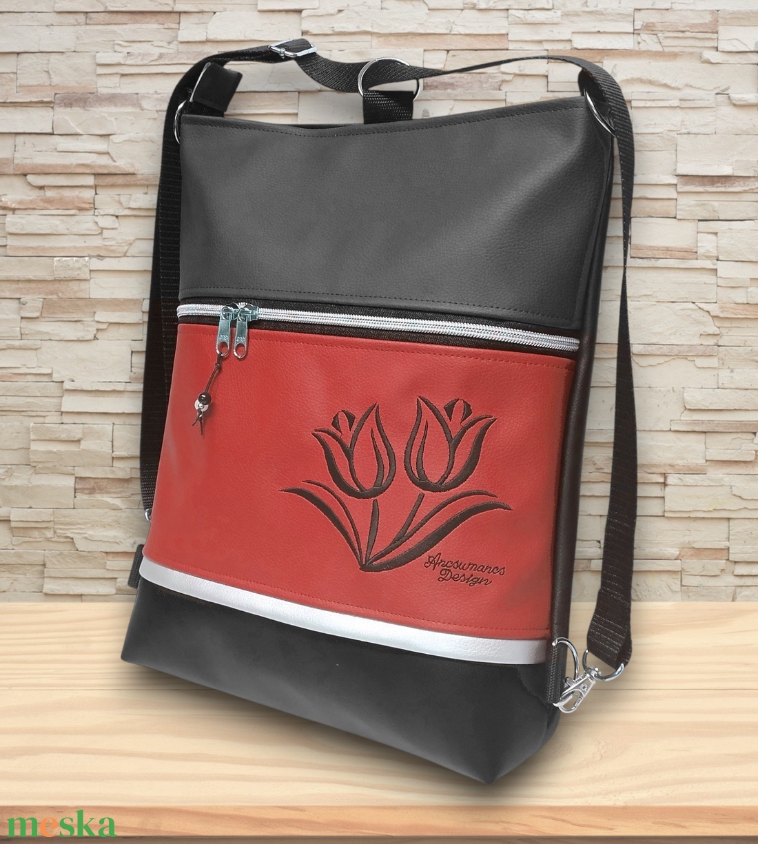 Hímzett tulipános 3in1 hátizsák univerzális táska fekete-piros - táska & tok - variálható táska - Meska.hu