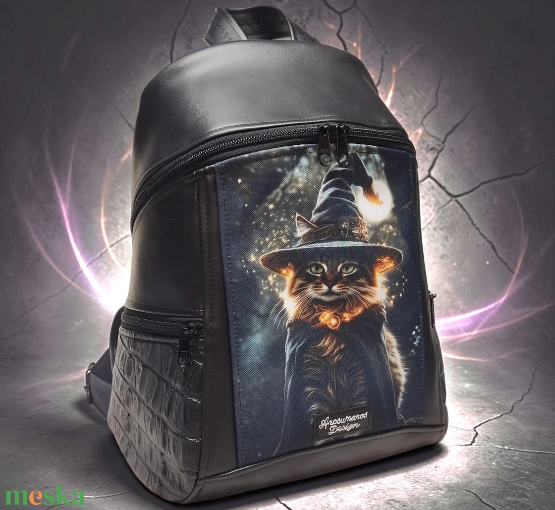MAXIM BackPack L hátizsák - Bájos boszorkánycica fekete alapon textilbőr pántokkal 36x30x16 - táska & tok - hátizsák - hátizsák - Meska.hu