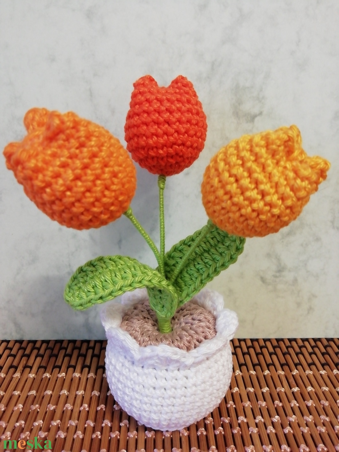 Horgolt tulipáncsokor kaspóban - otthon & életmód - dekoráció - asztal és polc dekoráció - asztaldísz - Meska.hu Horgolt tulipáncsokor kaspóban - otthon & életmód - dekoráció - asztal és polc dekoráció - asztaldísz - Meska.hu