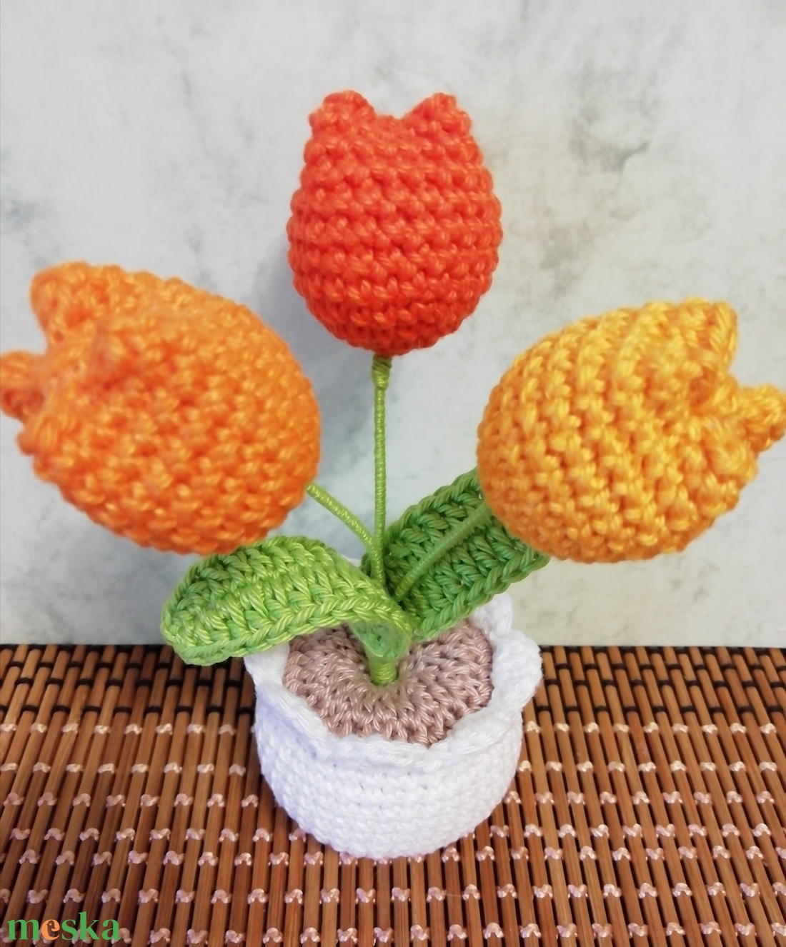 Horgolt tulipáncsokor kaspóban - otthon & életmód - dekoráció - asztal és polc dekoráció - asztaldísz - Meska.hu Horgolt tulipáncsokor kaspóban - otthon & életmód - dekoráció - asztal és polc dekoráció - asztaldísz - Meska.hu