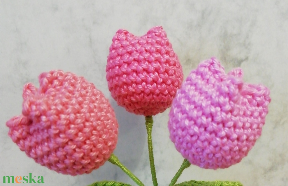Horgolt tulipán kaspóban - otthon & életmód - dekoráció - asztal és polc dekoráció - asztaldísz - Meska.hu Horgolt tulipán kaspóban - otthon & életmód - dekoráció - asztal és polc dekoráció - asztaldísz - Meska.hu