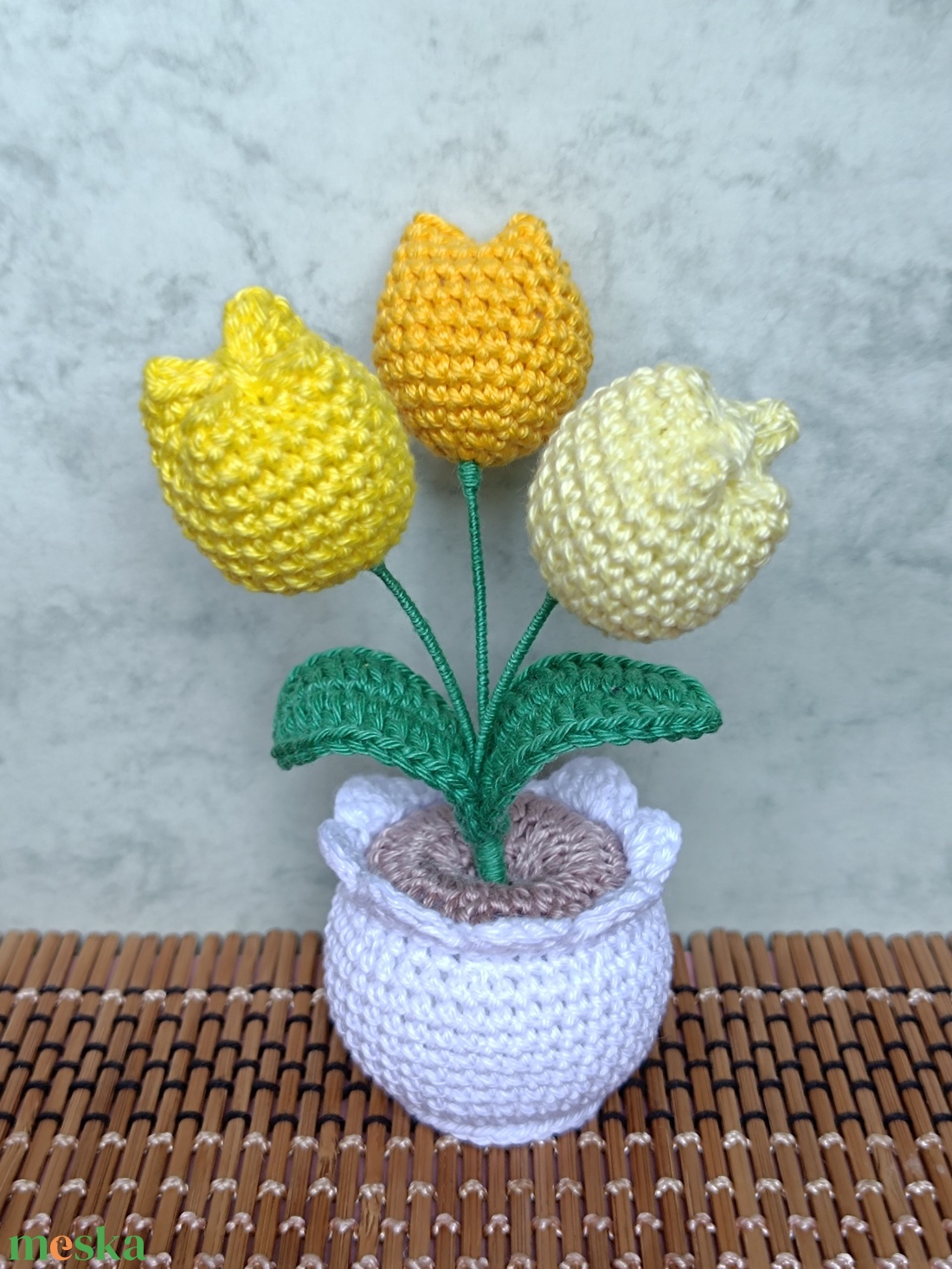 Horgolt tulipáncsokor kaspóban - otthon & életmód - dekoráció - asztal és polc dekoráció - asztaldísz - Meska.hu Horgolt tulipáncsokor kaspóban - otthon & életmód - dekoráció - asztal és polc dekoráció - asztaldísz - Meska.hu