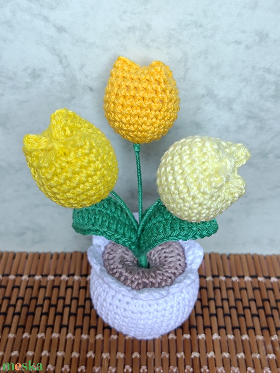 Horgolt tulipáncsokor kaspóban - otthon & életmód - dekoráció - asztal és polc dekoráció - asztaldísz - Meska.hu Horgolt tulipáncsokor kaspóban - otthon & életmód - dekoráció - asztal és polc dekoráció - asztaldísz - Meska.hu