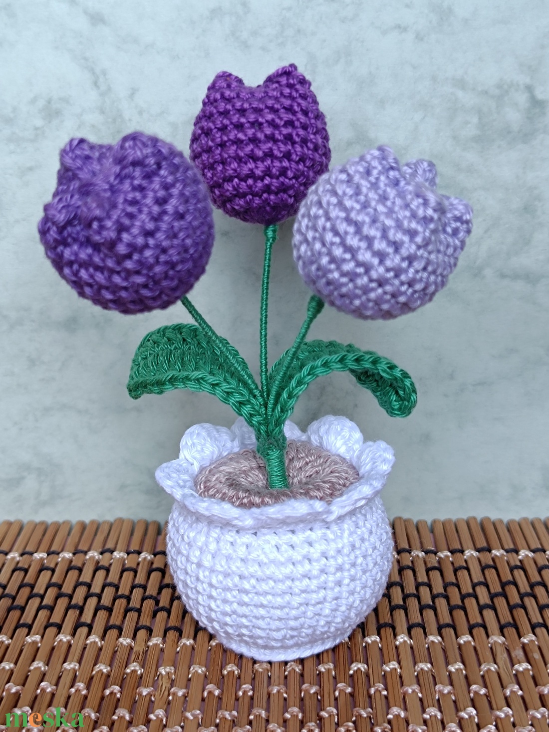 Horgolt tulipáncsokor kaspóban - otthon & életmód - dekoráció - asztal és polc dekoráció - asztaldísz - Meska.hu Horgolt tulipáncsokor kaspóban - otthon & életmód - dekoráció - asztal és polc dekoráció - asztaldísz - Meska.hu