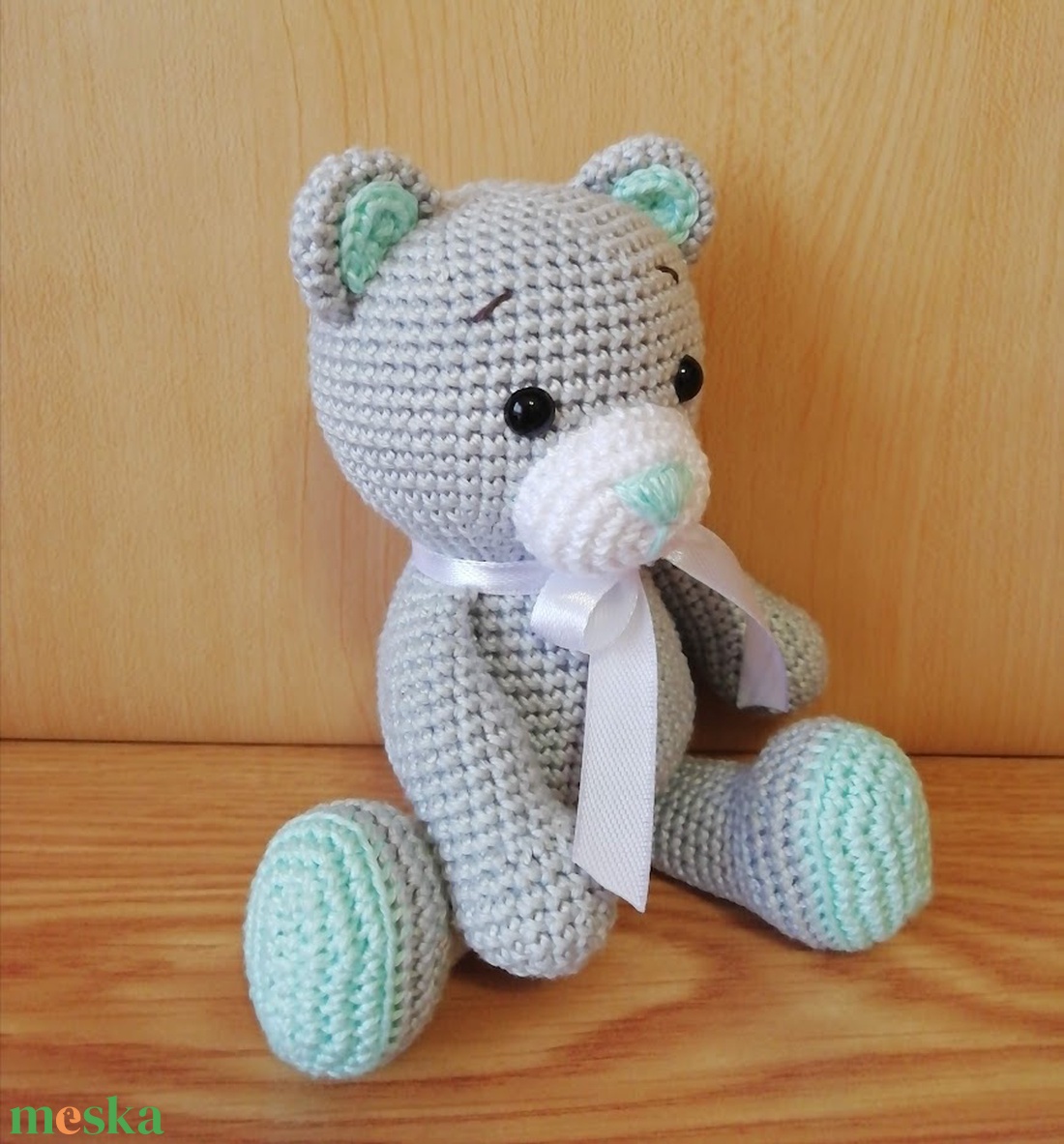 Horgolt Menta kismackó - játék & sport - plüssállat & játékfigura - maci - Meska.hu