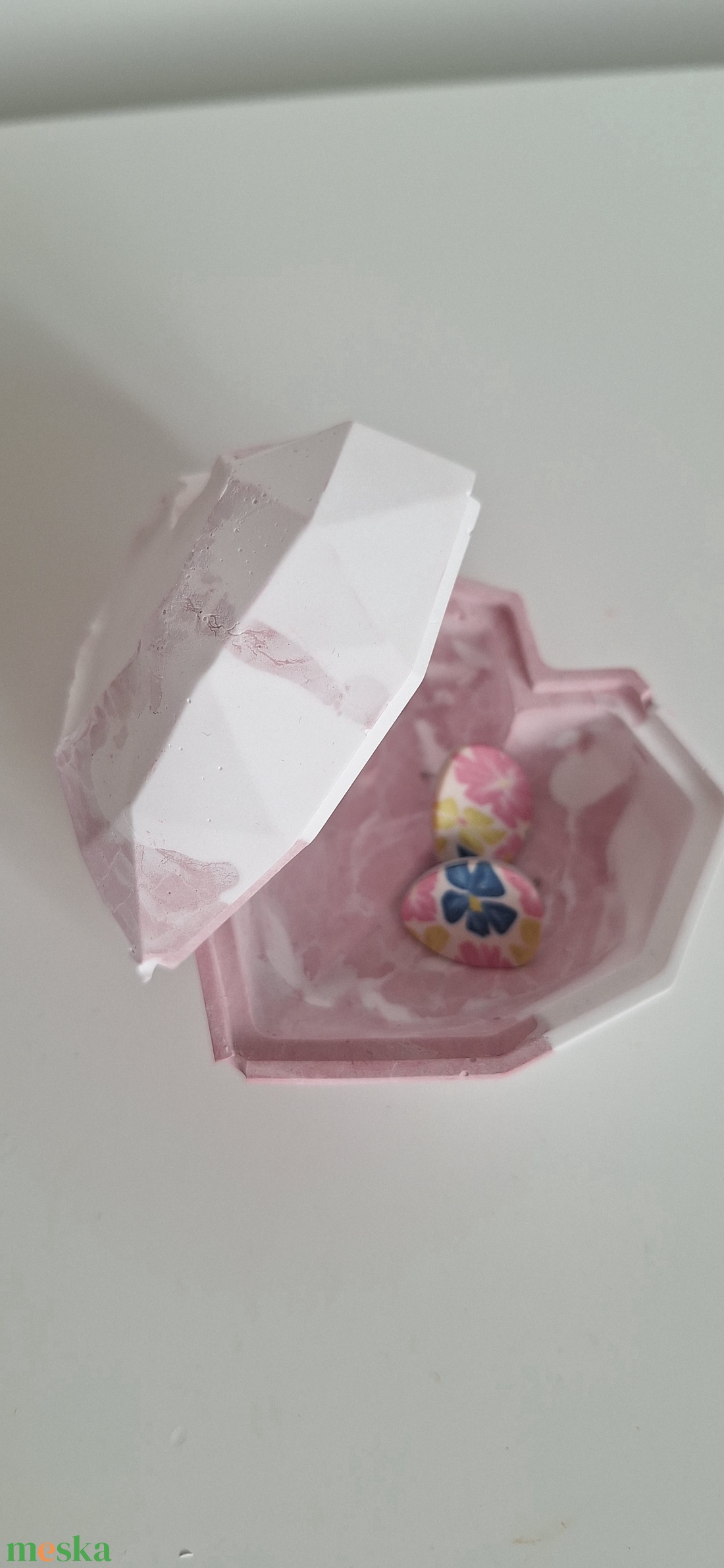 Kézműves szív alakú ékszertartó - ékszer - ékszertartó - ékszertartó tál - Meska.hu