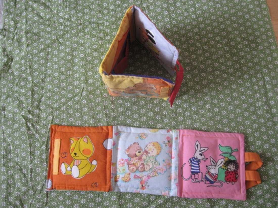 Háztető hajtogatós mesekönyv -  - Meska.hu