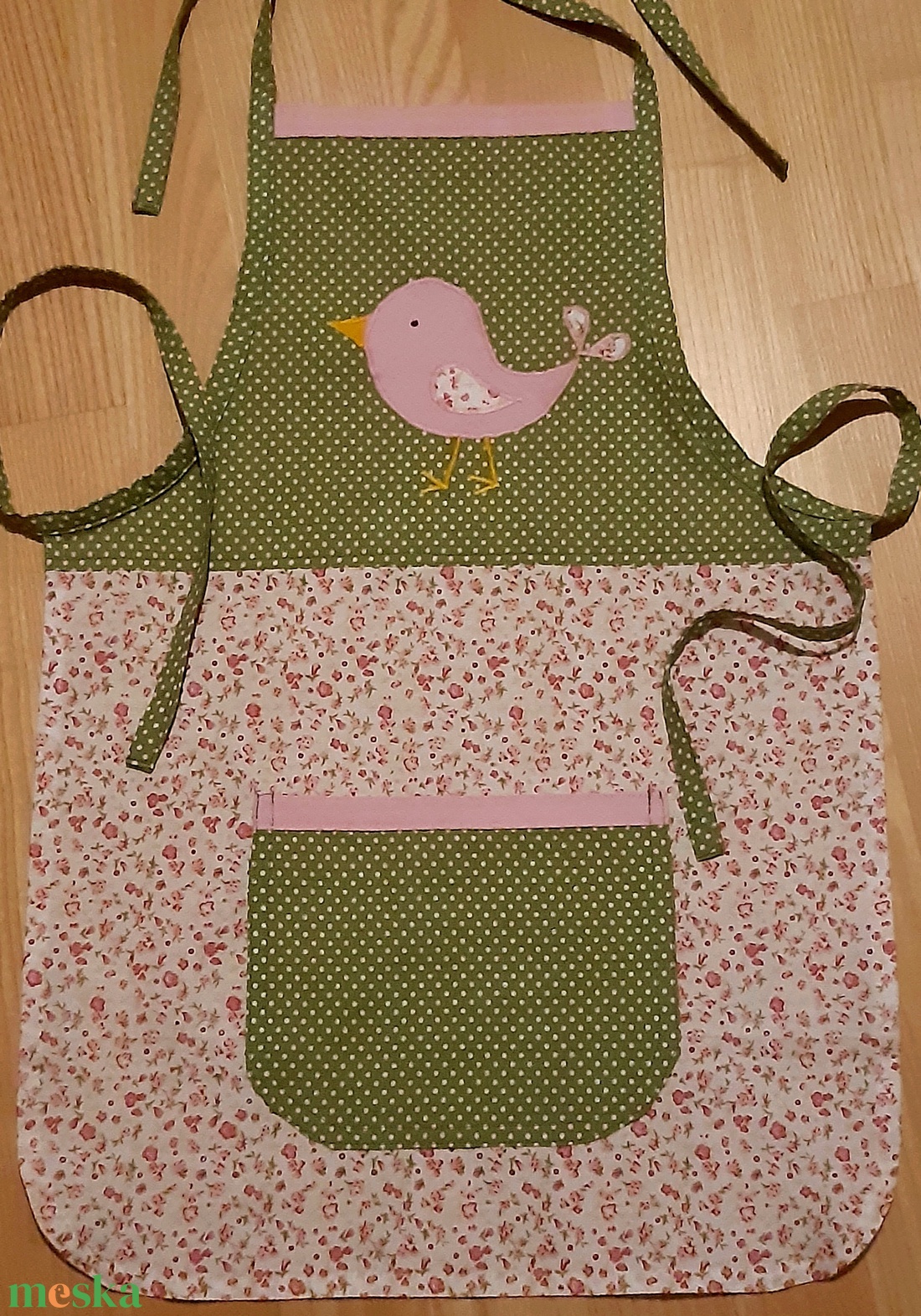 Madárkás kislány kötény - otthon & életmód - konyhafelszerelés, tálalás - konyhai textil - kötény - Meska.hu