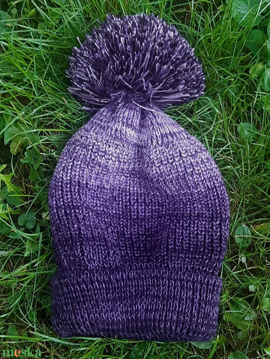 Női kötött sapka, pomponos - ruha & divat - sál, sapka, kendő - sapka - Meska.hu