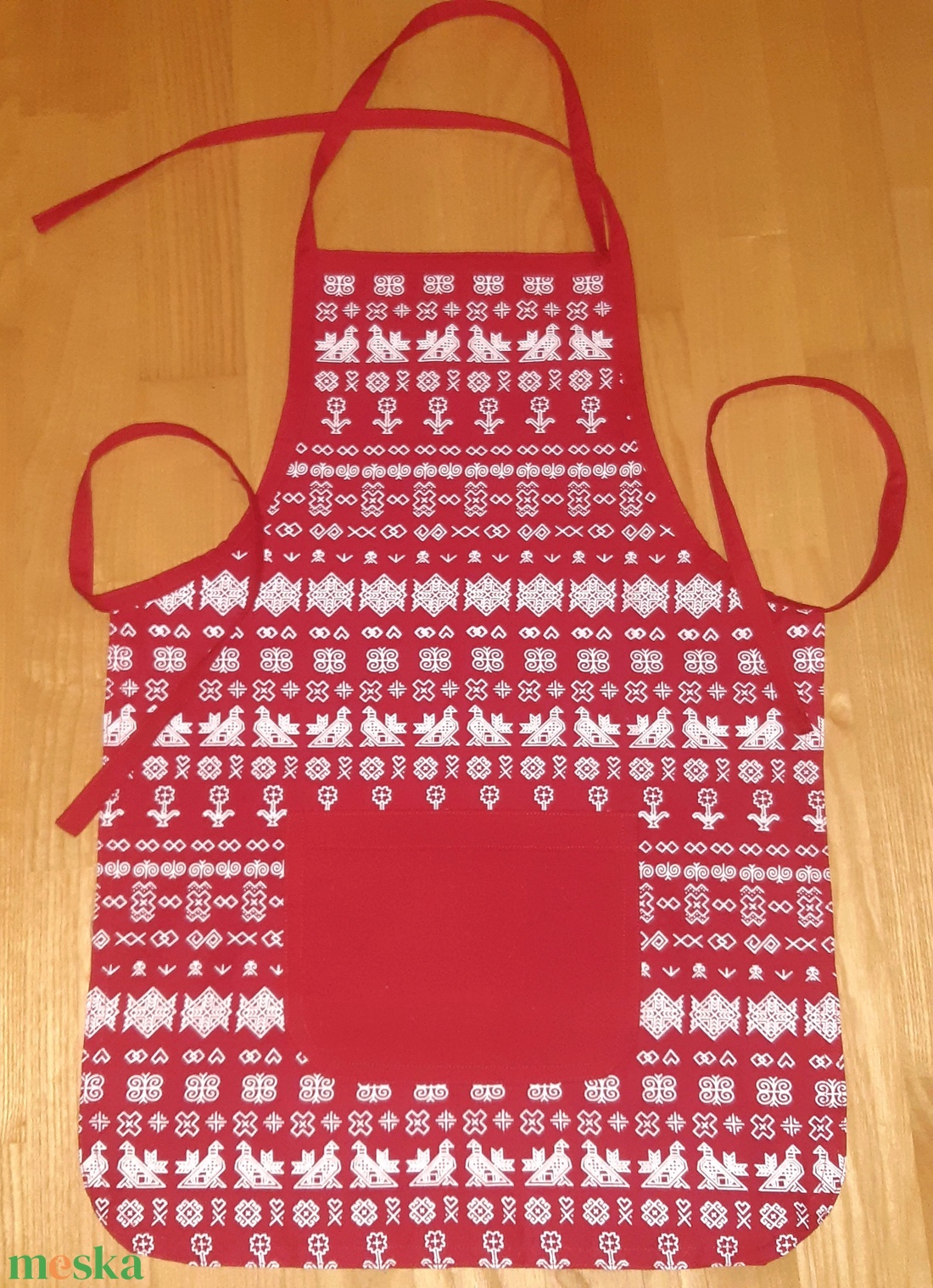 Piros mintás kötény - otthon & életmód - konyhafelszerelés, tálalás - konyhai textil - kötény - Meska.hu Piros mintás kötény - otthon & életmód - konyhafelszerelés, tálalás - konyhai textil - kötény - Meska.hu