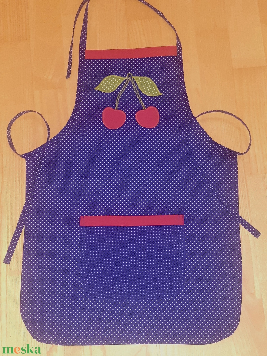 Cseresznyés kislány kötény, kék  - otthon & életmód - konyhafelszerelés, tálalás - konyhai textil - kötény - Meska.hu