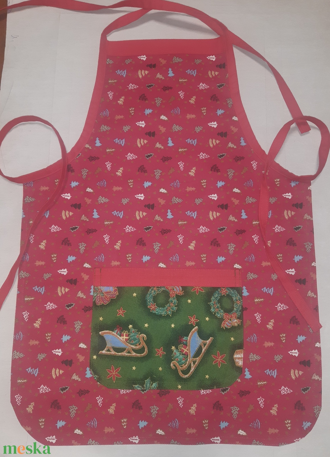 Karácsonyi kötény - otthon & életmód - konyhafelszerelés, tálalás - konyhai textil - kötény - Meska.hu