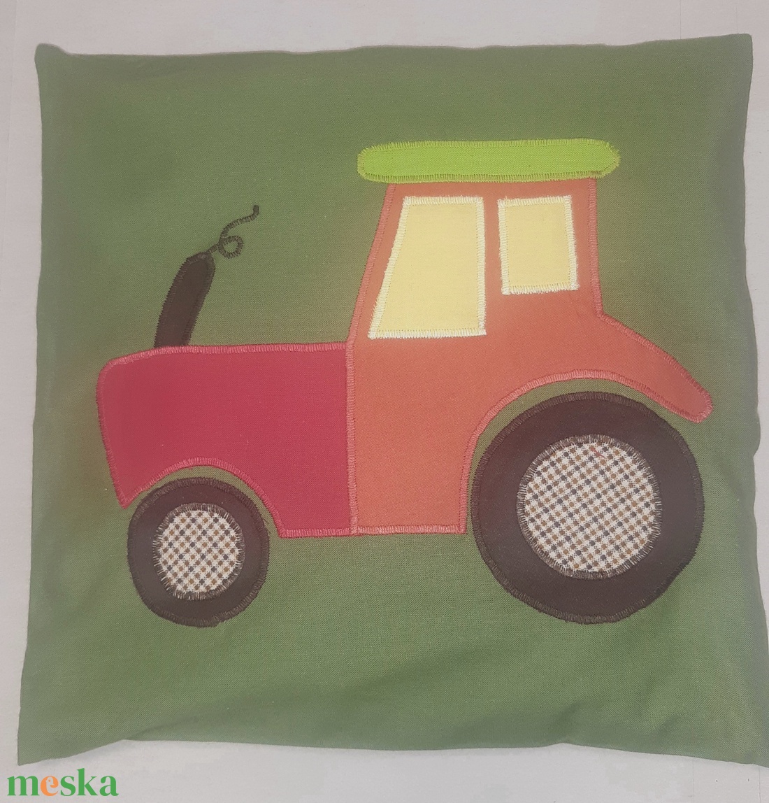 Traktoros párna - otthon & életmód - babaszoba, gyerekszoba - gyerek díszpárna - Meska.hu