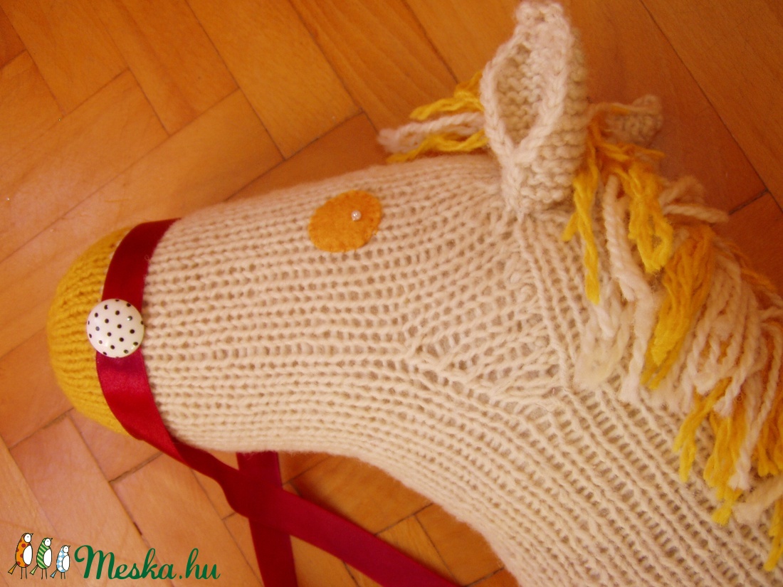 Vesszőparipa természetes anyagok felhasználásával, egyedi megrendelés alapján -  - Meska.hu