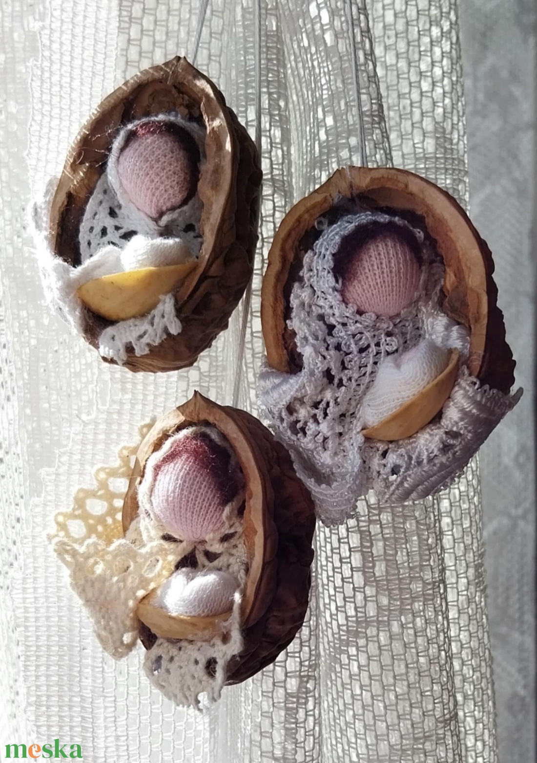 Dióhéjban... - otthon & életmód - dekoráció - fali és függő dekoráció - függődísz - Meska.hu Dióhéjban... - otthon & életmód - dekoráció - fali és függő dekoráció - függődísz - Meska.hu