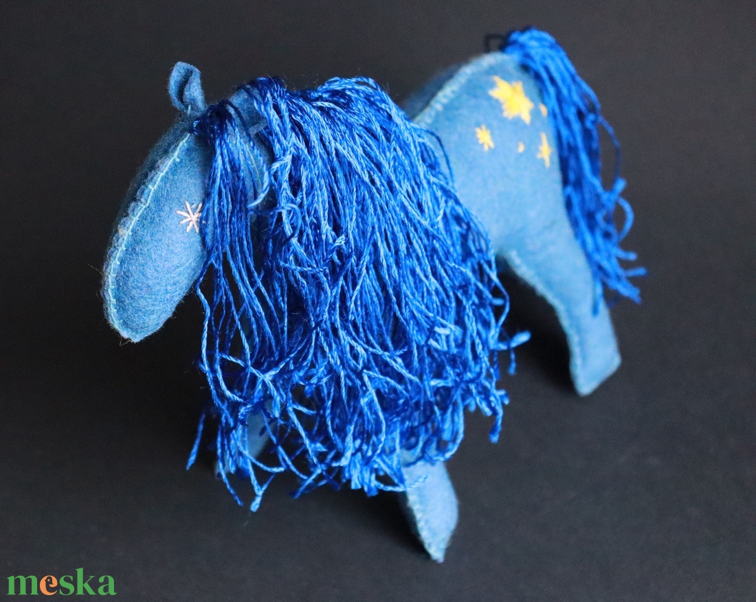 Csillag, a mesebeli lovacska a varázserdőből - játék & sport - plüssállat & játékfigura - ló - Meska.hu