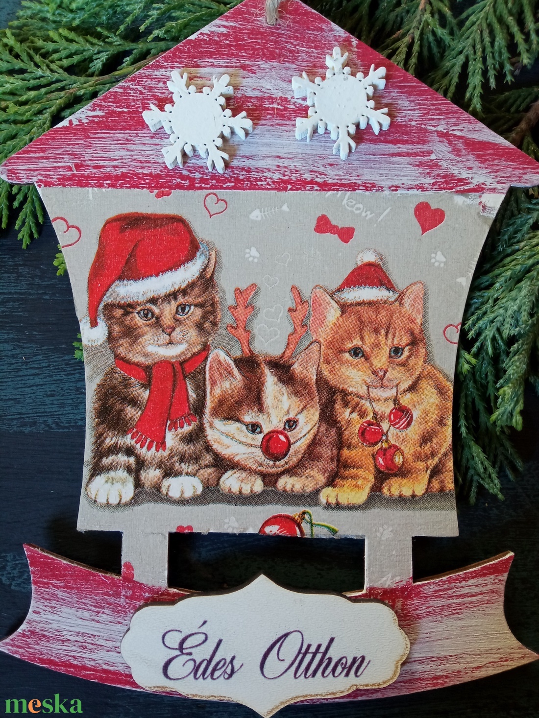 Három cica- karácsonyi ajtódísz  - karácsony - karácsonyi lakásdekoráció - karácsonyi ajtódíszek - Meska.hu Három cica- karácsonyi ajtódísz  - karácsony - karácsonyi lakásdekoráció - karácsonyi ajtódíszek - Meska.hu