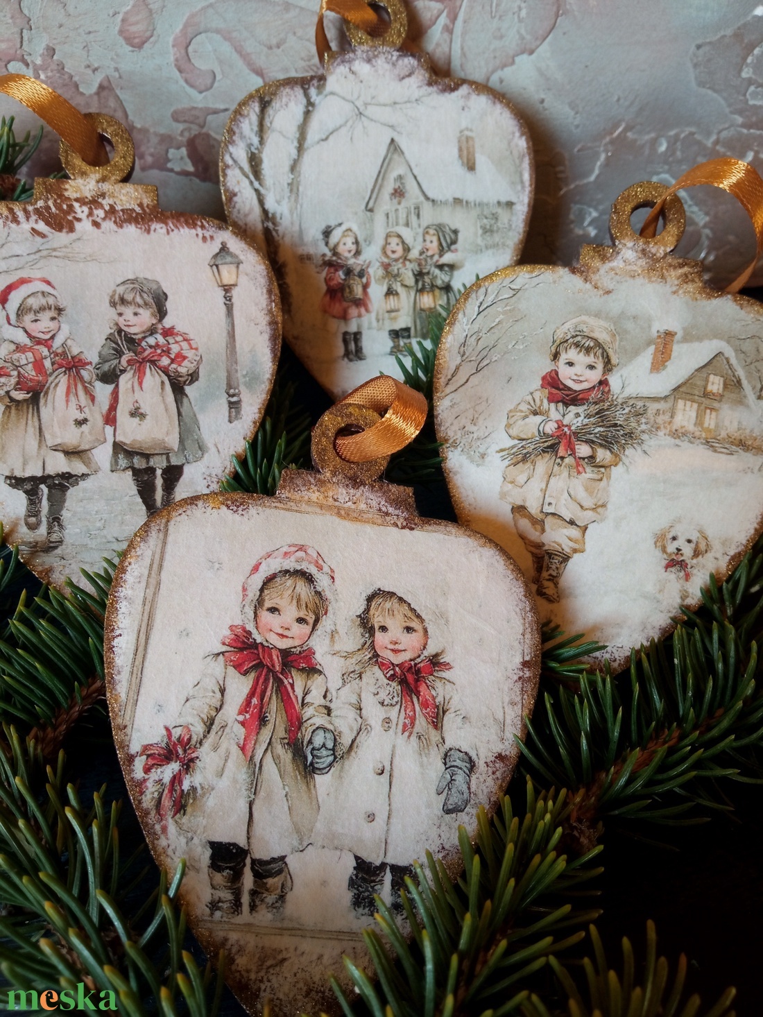 Gyerekek a hóban fa karcsonyfadísz - karácsony - karácsonyi lakásdekoráció - karácsonyfadíszek - Meska.hu