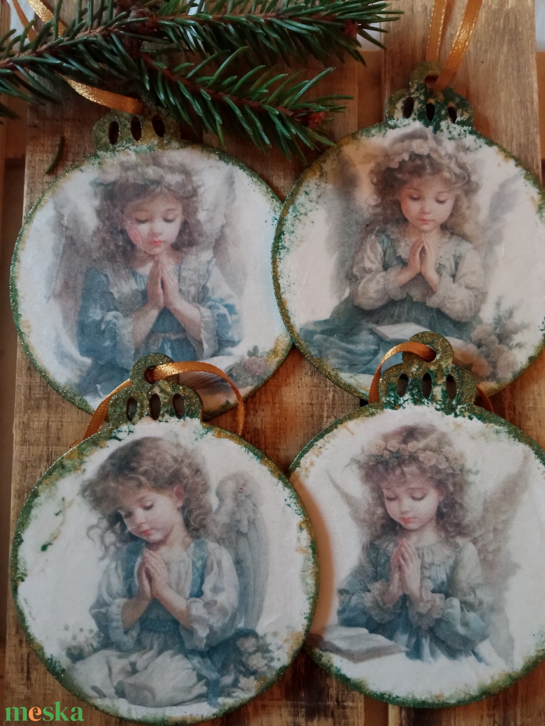 Angyalok-karácsonyfadíszek - karácsony - karácsonyi lakásdekoráció - karácsonyfadíszek - Meska.hu