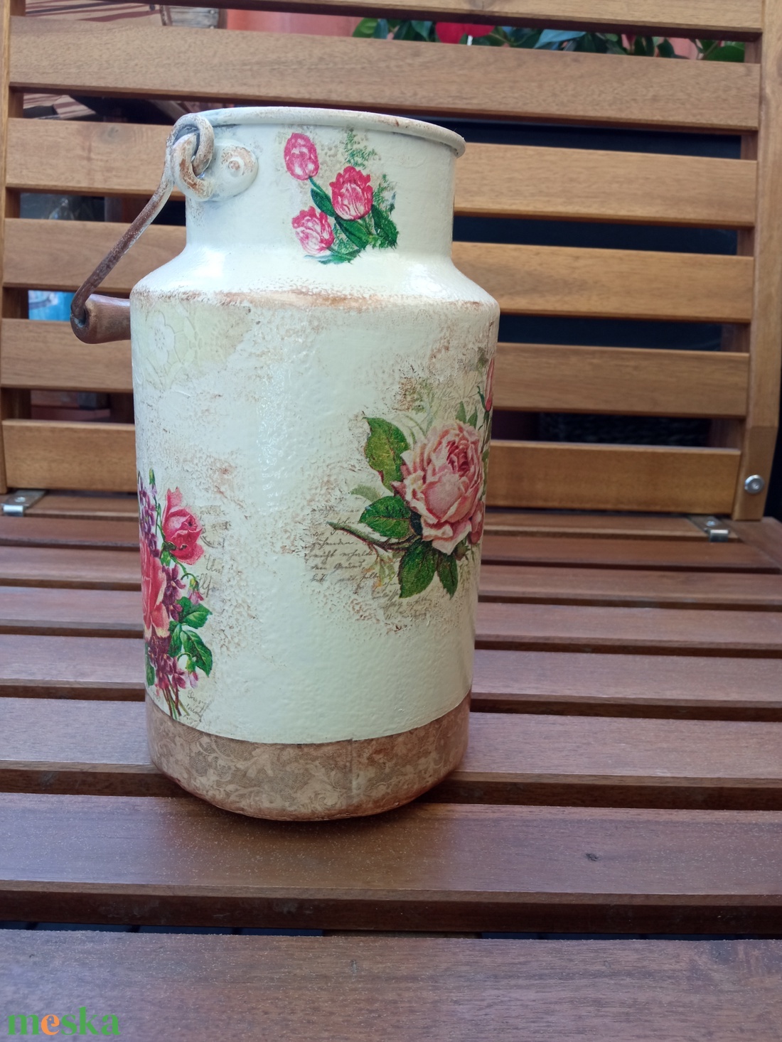 Rózs�s vintage hangulatú tejeskanna - otthon & életmód - konyhafelszerelés, tálalás - konyhai dekoráció - konyhai dísz - Meska.hu