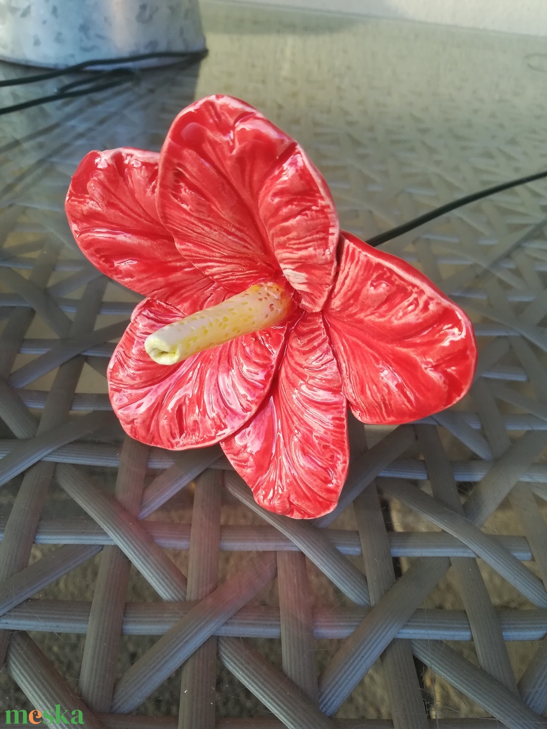 Kerámia hibiscus - otthon & életmód - dekoráció - virágdísz és tartó - csokor & virágdísz - Meska.hu