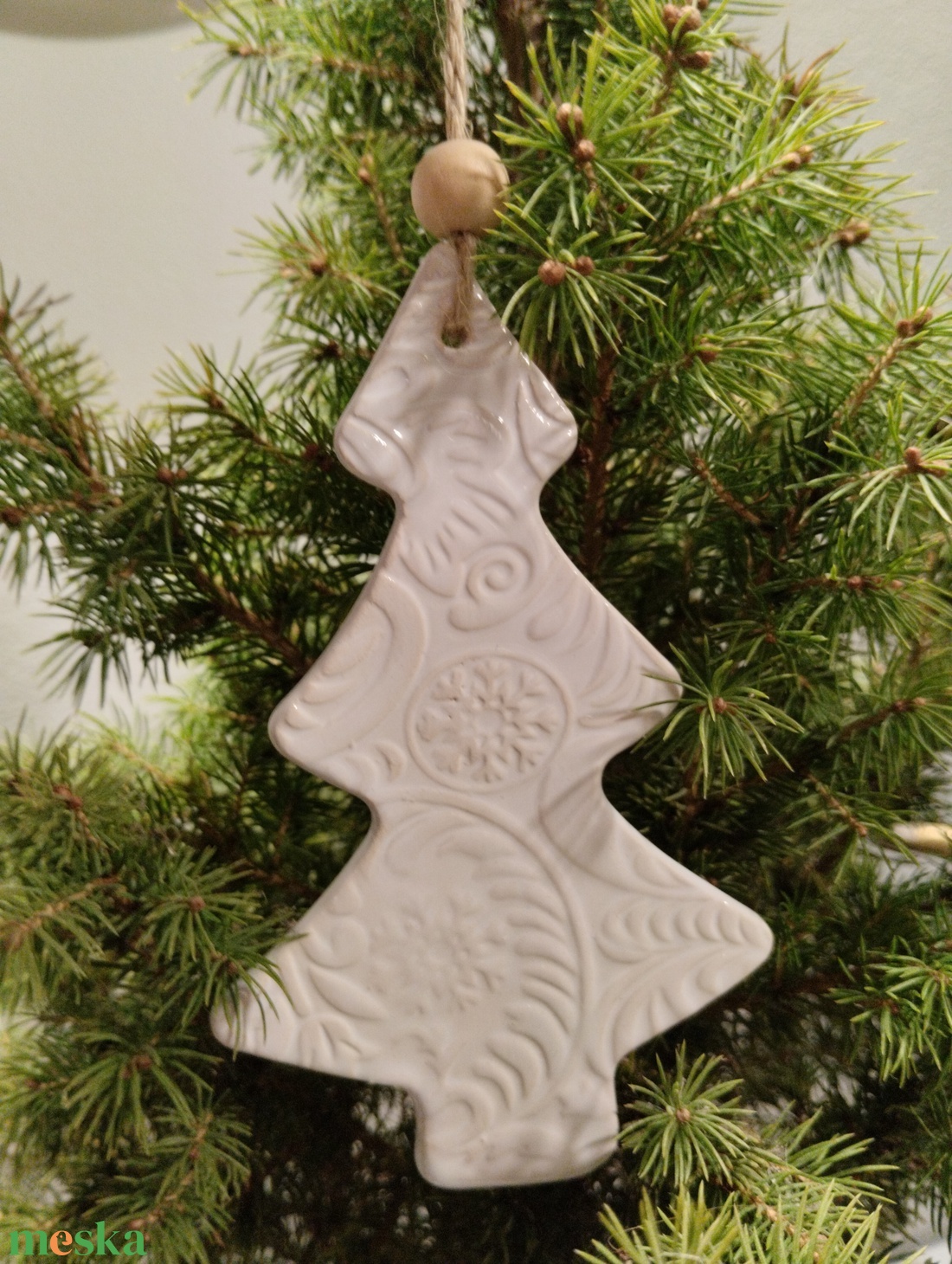 Kerámia fenyődísz  - karácsony - karácsonyi lakásdekoráció - karácsonyfadíszek - Meska.hu