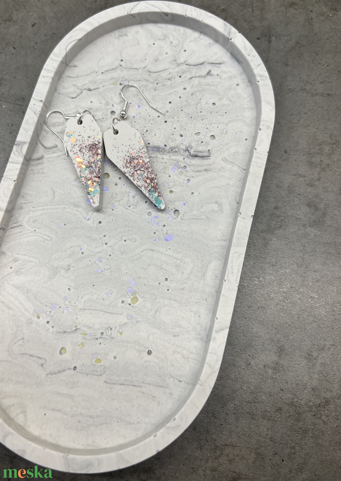 Ékszertartó, márványos-csillámos - ékszer - ékszertartó - ékszertartó tál - Meska.hu