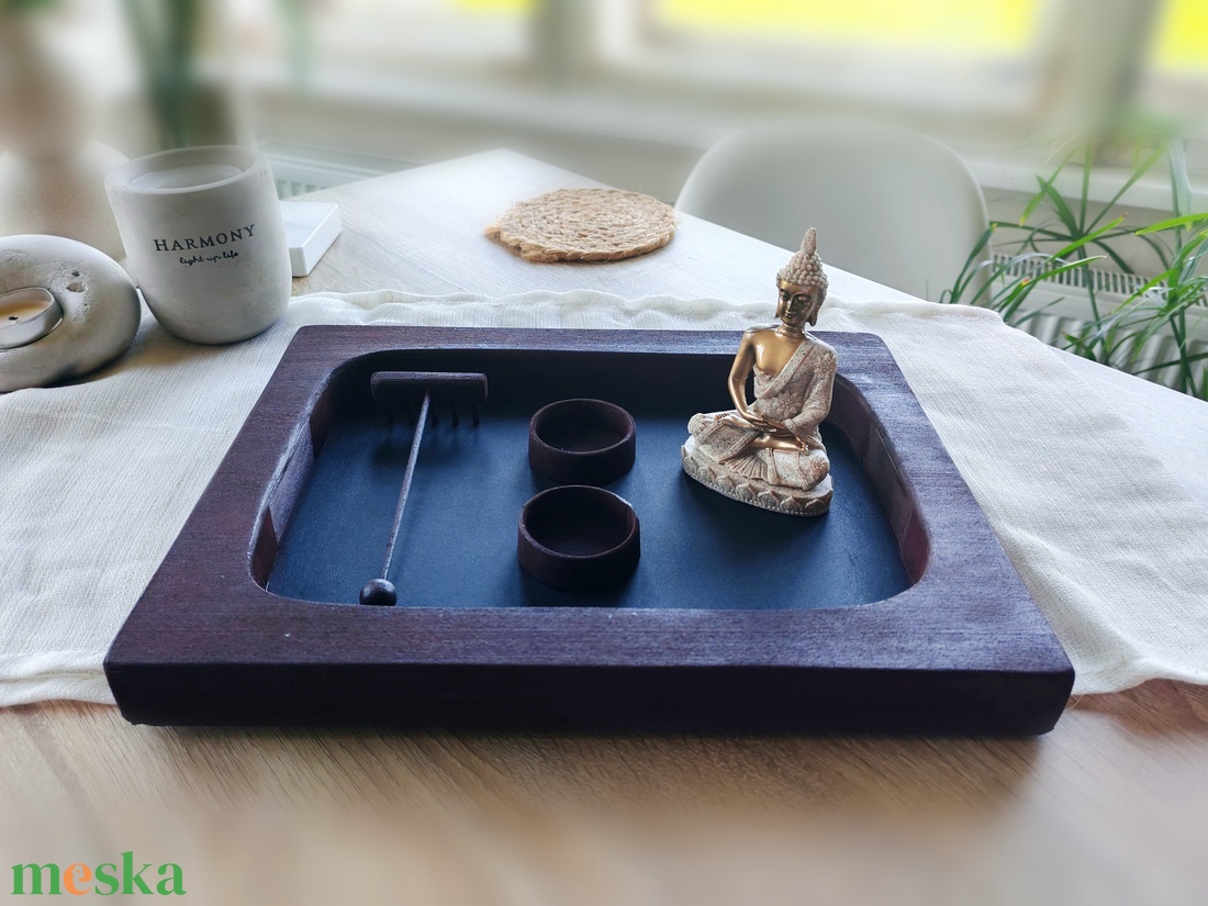 Asztali zen kert buddhával és mécsessel - otthon & életmód - dekoráció - asztal és polc dekoráció - asztaldísz - Meska.hu Asztali zen kert buddhával és mécsessel - otthon & életmód - dekoráció - asztal és polc dekoráció - asztaldísz - Meska.hu