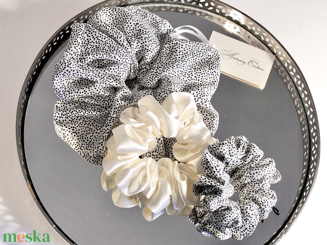 Andrassy Couture mini pöttyös hernyóselyem hajgumi - ruha & divat - hajdísz & hajcsat - hajgumi - Meska.hu