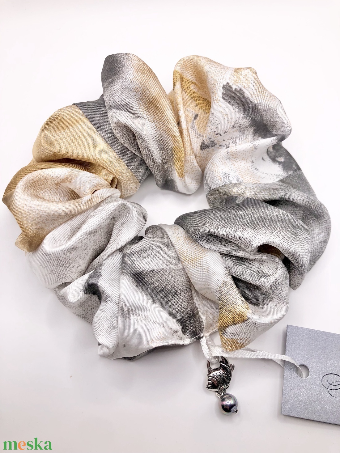 Andrassy Couture arany-ezüst-fehér gyöngyhalászhajgumi - ruha & divat - hajdísz & hajcsat - hajgumi - Meska.hu