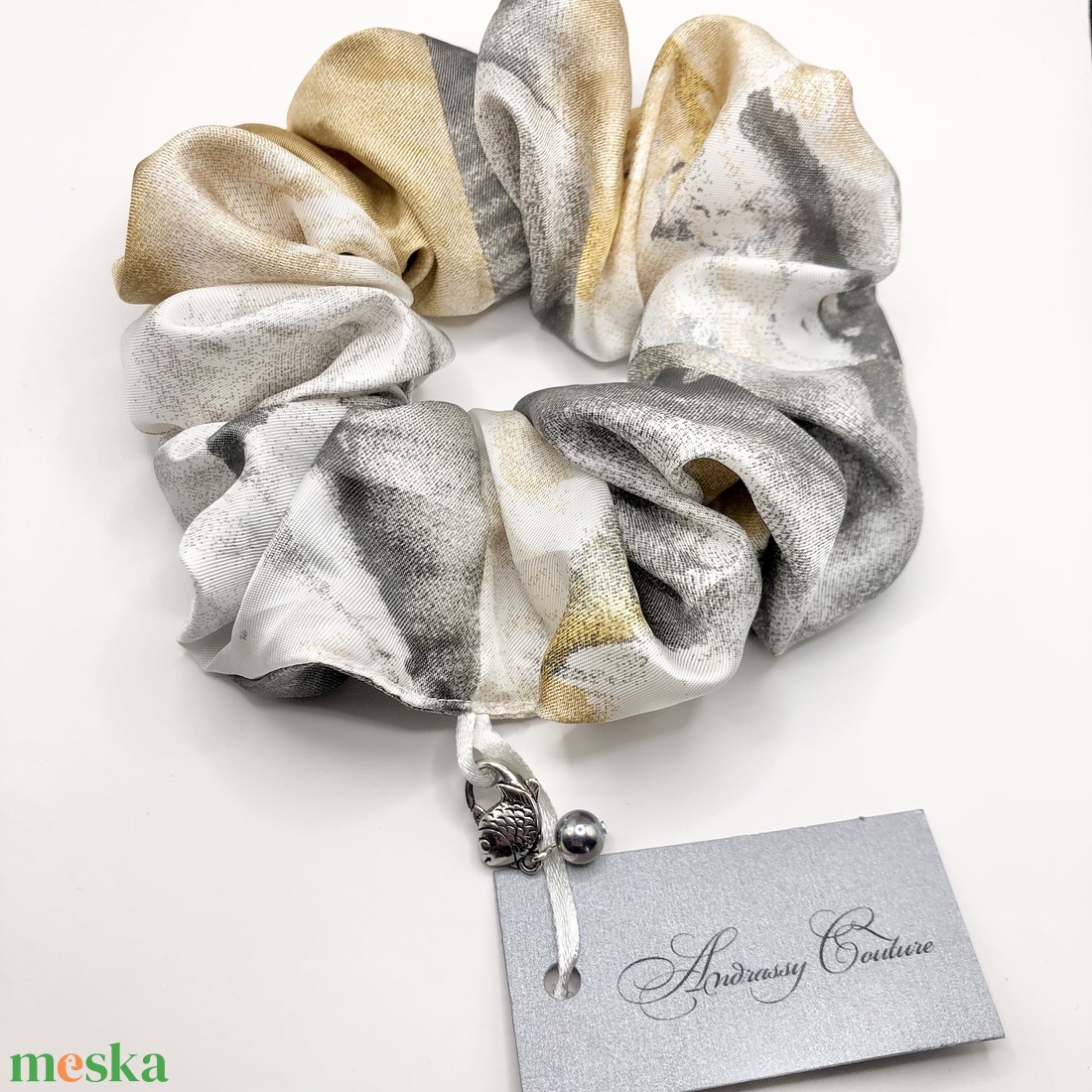 Andrassy Couture arany-ezüst-fehér gyöngyhalászhajgumi - ruha & divat - hajdísz & hajcsat - hajgumi - Meska.hu