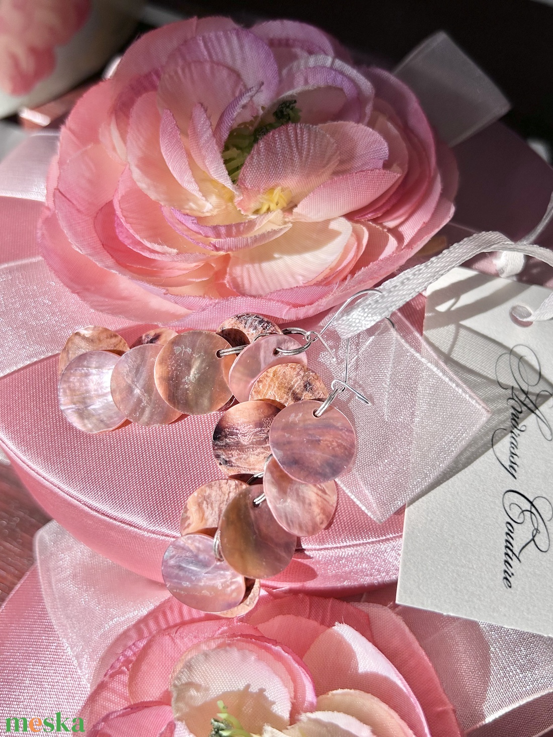 Andrassy Couture rózsaszín kagyló fülbevaló  - ékszer - fülbevaló - lógó fülbevaló - Meska.hu