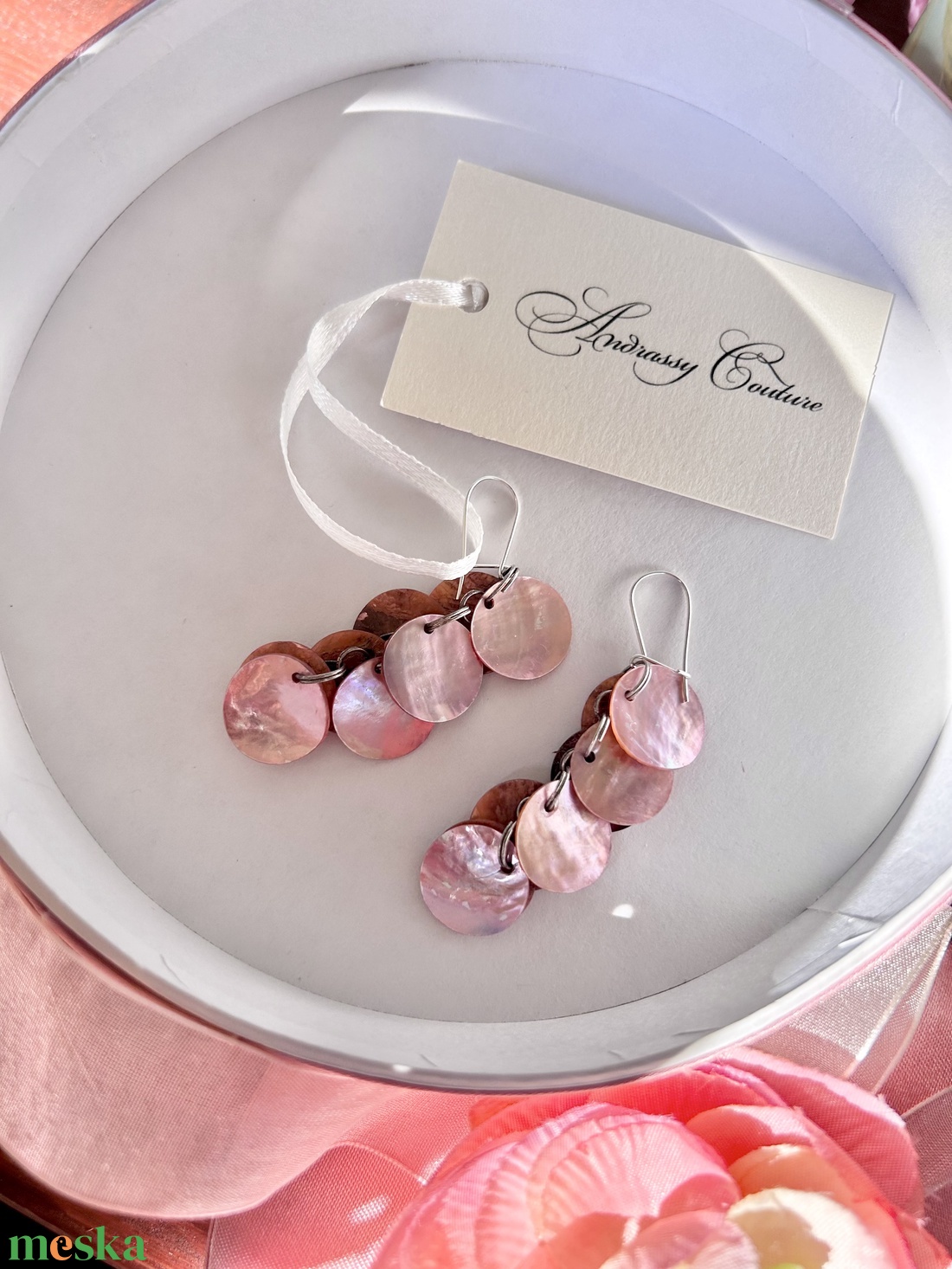 Andrassy Couture rózsaszín kagyló fülbevaló  - ékszer - fülbevaló - lógó fülbevaló - Meska.hu