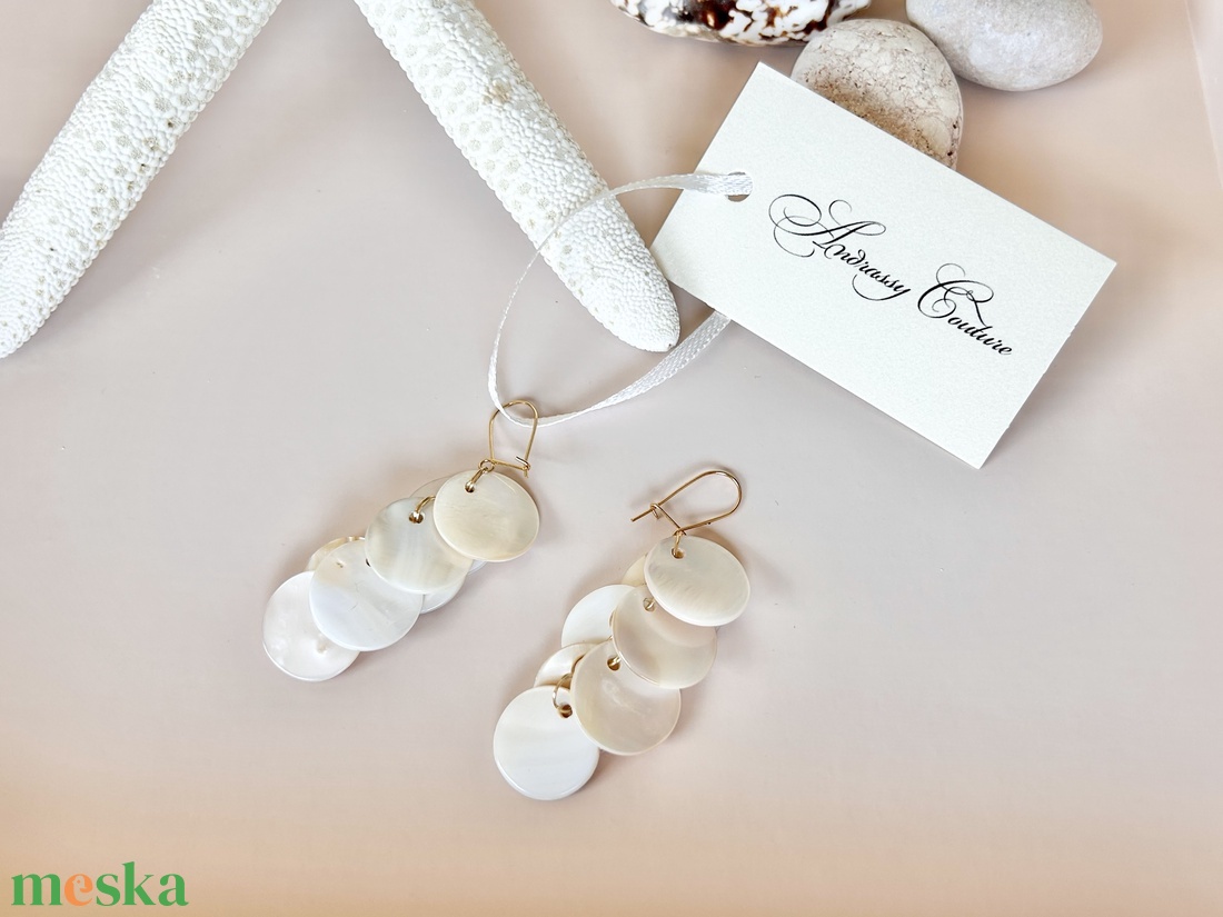 Andrassy Couture kagyló fülbevaló  - ékszer - fülbevaló - lógó fülbevaló - Meska.hu
