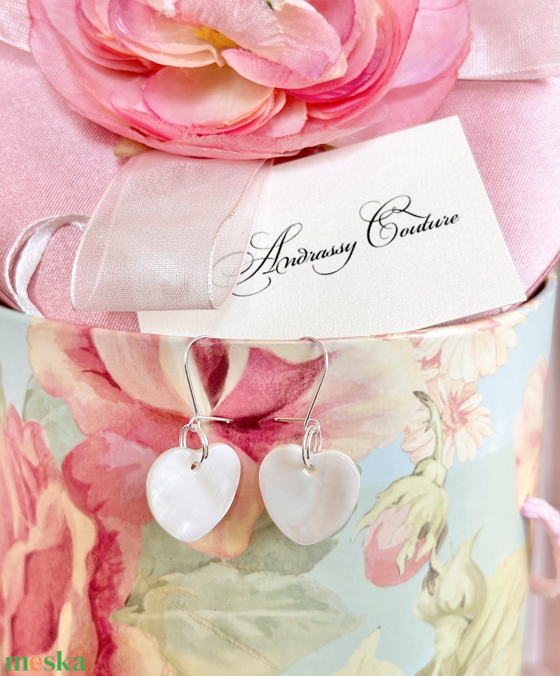 Andrassy Couture szivecske kagyló fülbevaló  - ékszer - fülbevaló - lógó fülbevaló - Meska.hu