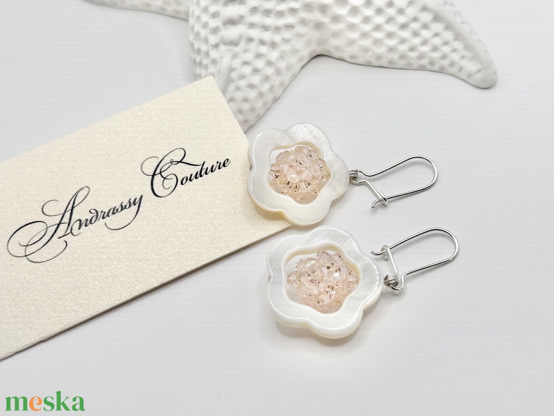 Andrassy Couture kagyló virág Swarovski kristály fülbevaló ezüst akasztóval - ékszer - fülbevaló - lógó fülbevaló - Meska.hu