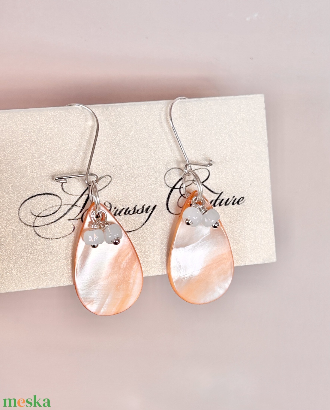 Andrassy Couture csepp kagyló fülbevaló gyöngy függőkkel - ékszer - fülbevaló - lógó fülbevaló - Meska.hu