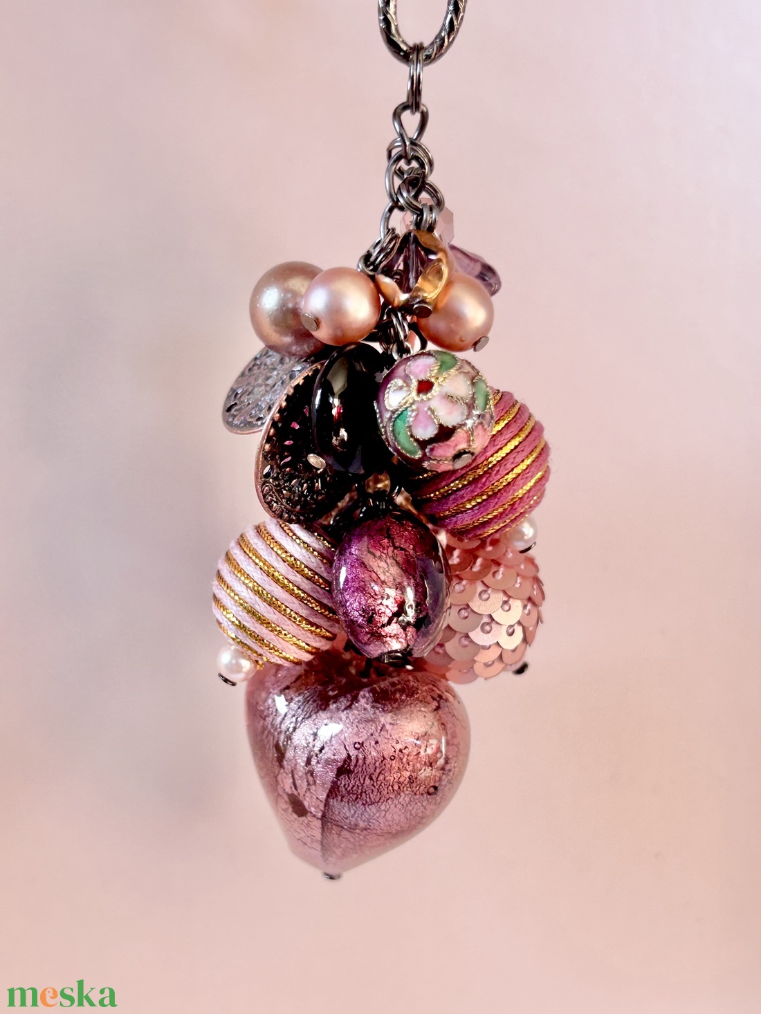 Andrassy Couture �úgyis rám figyelsz csak láncos, nagy medálos nyaklánc Swarovski kristállyal  - ékszer - nyaklánc - gyöngyös nyaklánc - Meska.hu
