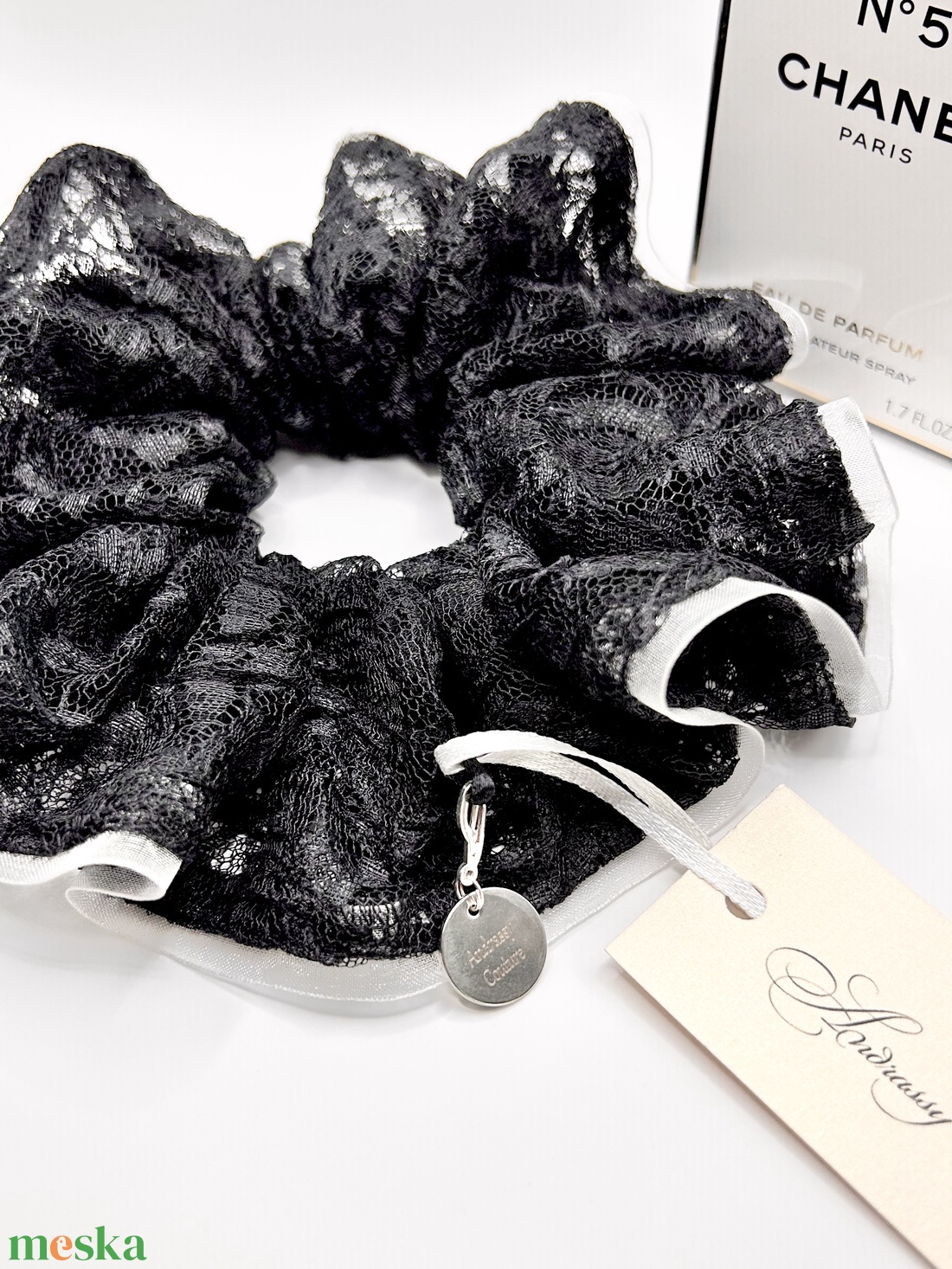 Andrassy Couture Francia Elegancia fekete csipke hajgumi  - ruha & divat - hajdísz & hajcsat - hajgumi - Meska.hu